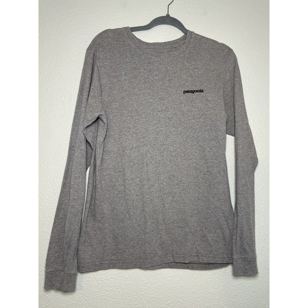 Patagonia Men's Gray Organic Cotton Long Sleeve Graphic T-Shirt‎ Size Small